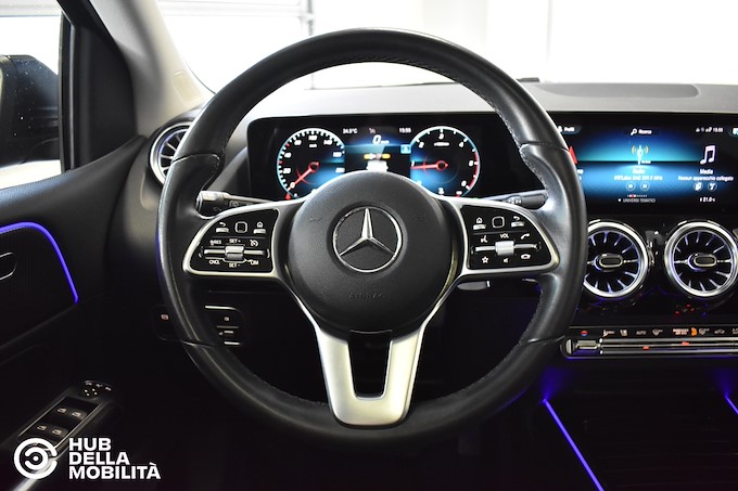 MERCEDES-BENZ B 200 d Automatic Sport Plus